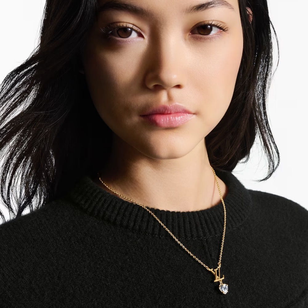 Louis Vuitton LV Iconic Heart Gold Stone Necklace - Picture 4 of 6